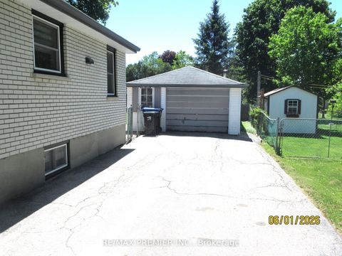 Photo 3 at 1 Victoria Street W, Cookstown, Innisfil