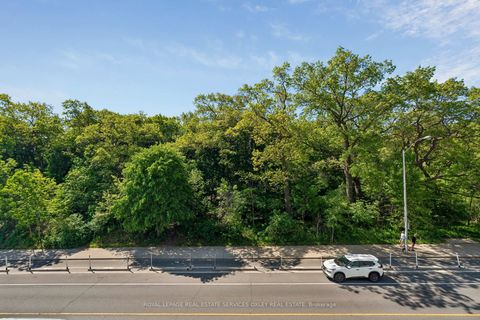 Photo 18 at 312 - 1830 Bloor Street W, High Park North, Toronto