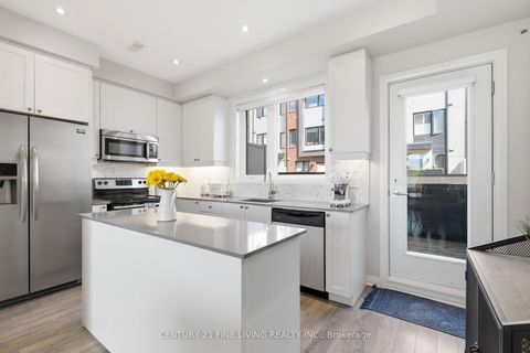 Photo 12 at 279 Downsview Park Boulevard, CFB, Toronto