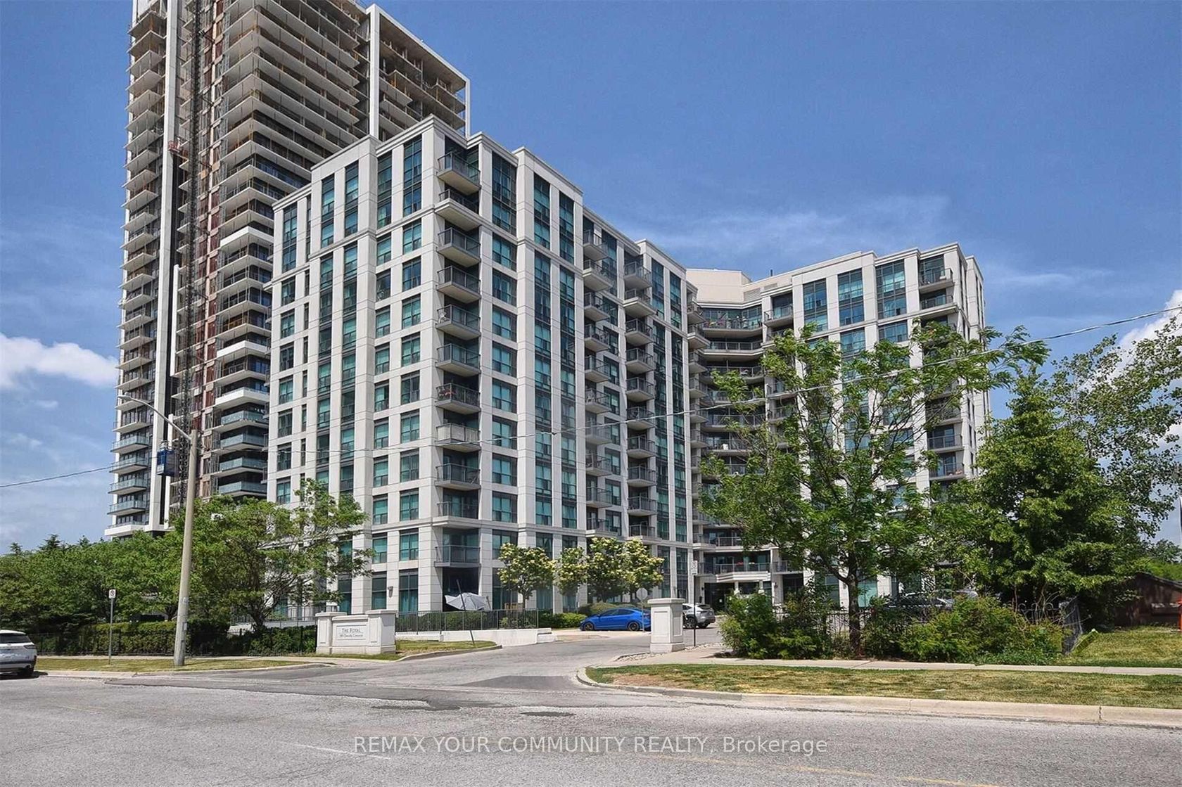 616 - 185 Oneida Crescent, Langstaff, Richmond Hill photo number 2