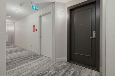 Photo 2 at PH211 - 7250 Yonge Street, Yorkhill, Vaughan