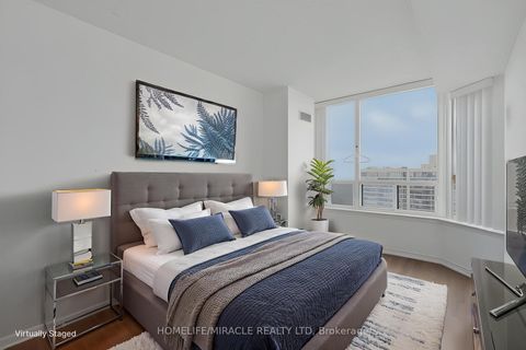 Photo 10 at PH211 - 7250 Yonge Street, Yorkhill, Vaughan