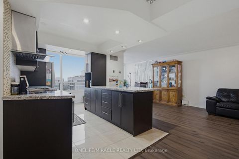 Photo 14 at PH211 - 7250 Yonge Street, Yorkhill, Vaughan