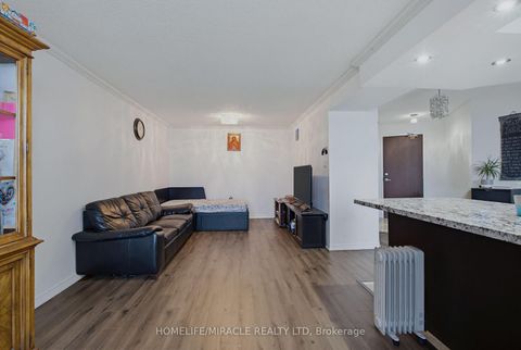 Photo 23 at PH211 - 7250 Yonge Street, Yorkhill, Vaughan