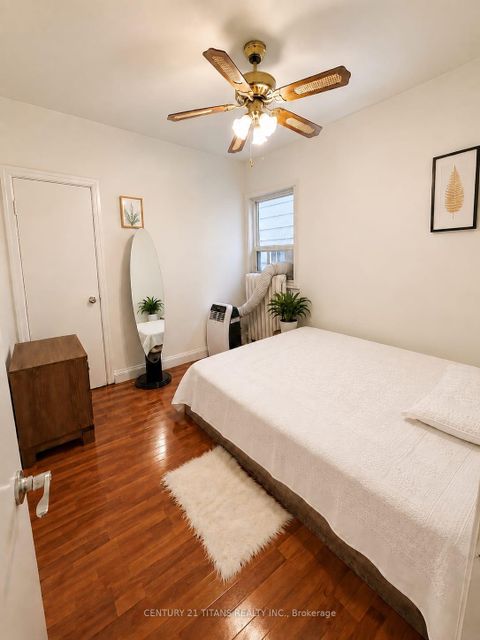 Photo 9 at 8 Mack Avenue, Birchmount, Toronto
