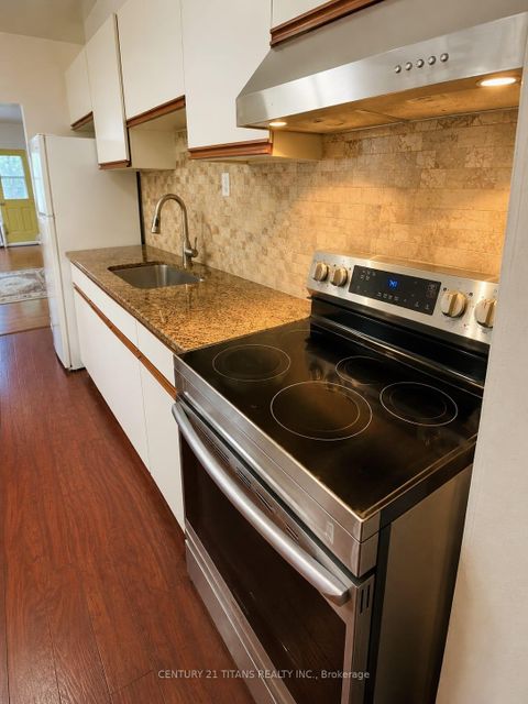 Photo 11 at 8 Mack Avenue, Birchmount, Toronto