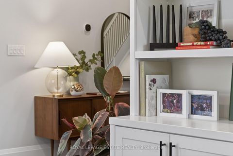 Photo 10 at 148 Scarboro Crescent, Cliffcrest, Toronto