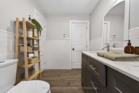 Photo 20 at 148 Scarboro Crescent, Cliffcrest, Toronto