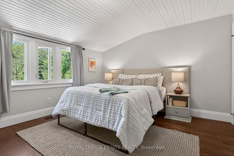 Photo 23 at 148 Scarboro Crescent, Cliffcrest, Toronto