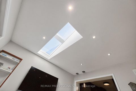 Photo 13 at 69 Skylark Road, Lambton Baby Point, Toronto