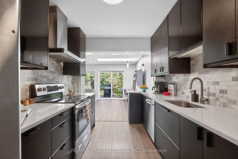 Photo 19 at 69 Skylark Road, Lambton Baby Point, Toronto