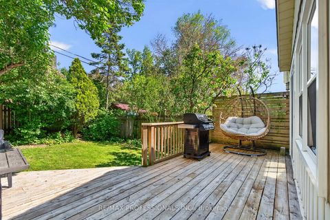 Photo 34 at 69 Skylark Road, Lambton Baby Point, Toronto
