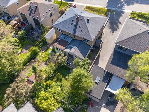 Photo 37 at 69 Skylark Road, Lambton Baby Point, Toronto