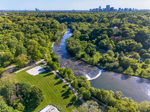 Photo 38 at 69 Skylark Road, Lambton Baby Point, Toronto
