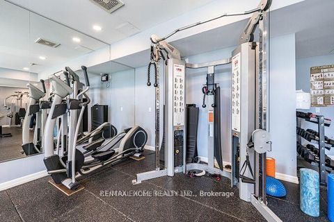 Photo 35 at 426 - 900 Mount Pleasant Road, Mount Pleasant West, Toronto