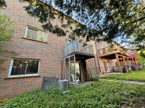 Photo 1 at 65 Henry Welsh Drive, Branson, Toronto