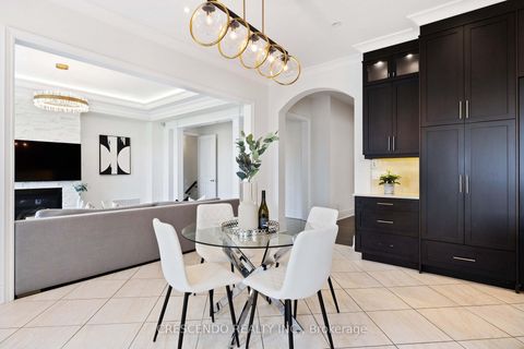 Photo 10 at 171 Woodgate Pines Drive, Kleinburg, Vaughan