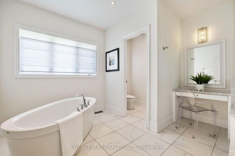 Photo 33 at 171 Woodgate Pines Drive, Kleinburg, Vaughan