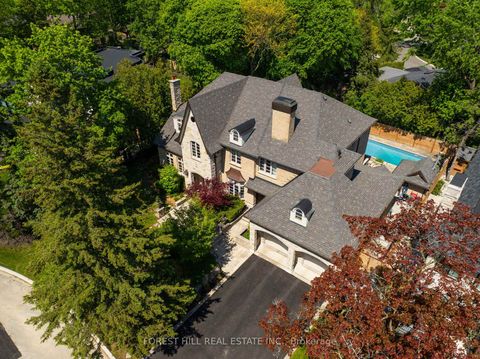 Photo 2 at 14 Denewood Crescent, Don Mills, Toronto