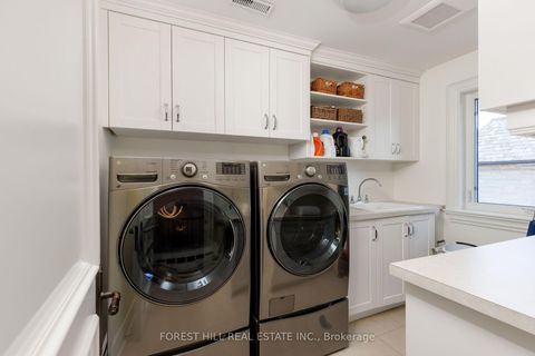 Photo 11 at 14 Denewood Crescent, Don Mills, Toronto