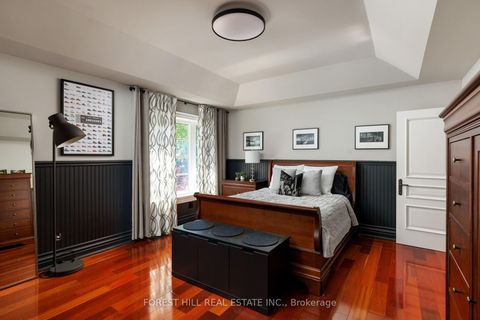 Photo 13 at 14 Denewood Crescent, Don Mills, Toronto