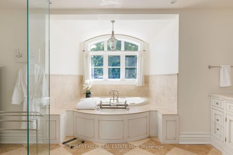 Photo 19 at 14 Denewood Crescent, Don Mills, Toronto