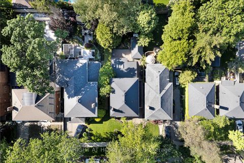 Photo 3 at 428 Briar Hill Avenue, Lawrence Park South, Toronto