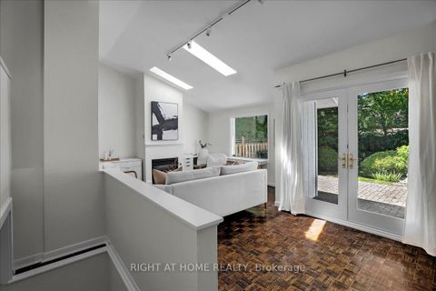 Photo 13 at 428 Briar Hill Avenue, Lawrence Park South, Toronto