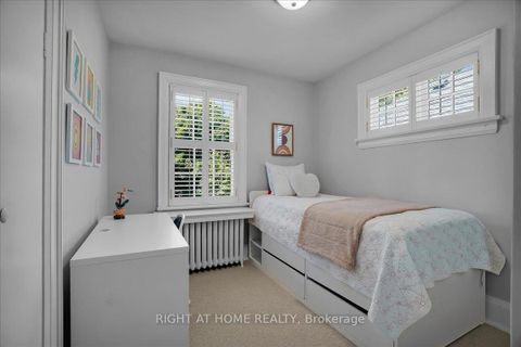 Photo 18 at 428 Briar Hill Avenue, Lawrence Park South, Toronto