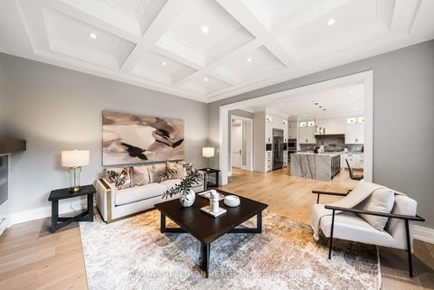 Photo 16 at 14 Westglen Crescent, City Centre West, Toronto