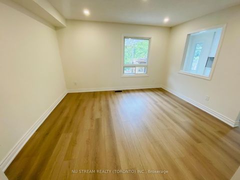 Photo 11 at 25 Quance Street, Holly, Barrie