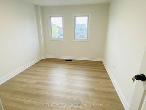 Photo 19 at 25 Quance Street, Holly, Barrie
