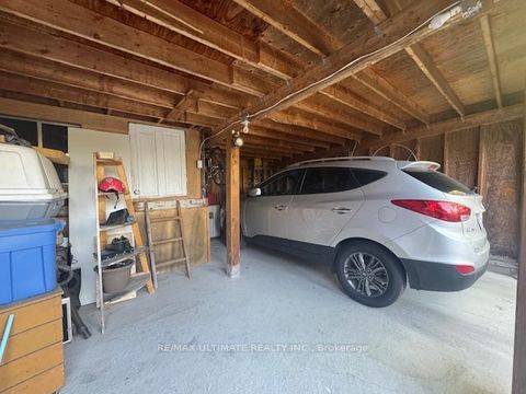 Photo 9 at 127 Robina Avenue, Oakwood Village, Toronto