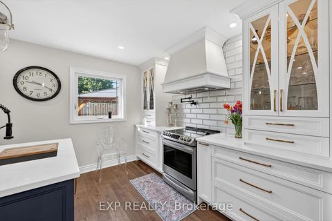 Photo 3 at 93 Taylor Drive, Bayshore, Barrie