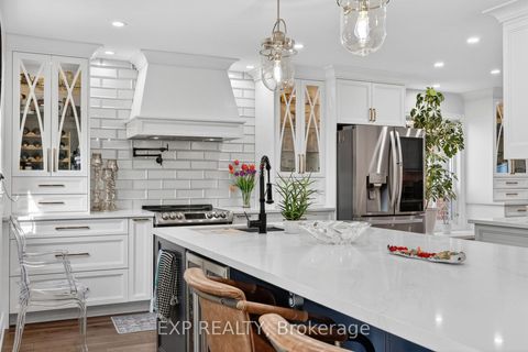 Photo 6 at 93 Taylor Drive, Bayshore, Barrie