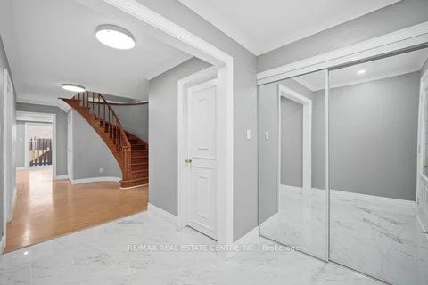 Photo 2 at 53 Farmhill Court, Rouge E11, Toronto