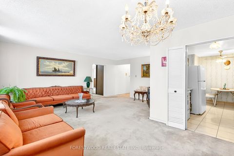 Photo 3 at 402 - 65 Southport Street, Swansea, Toronto