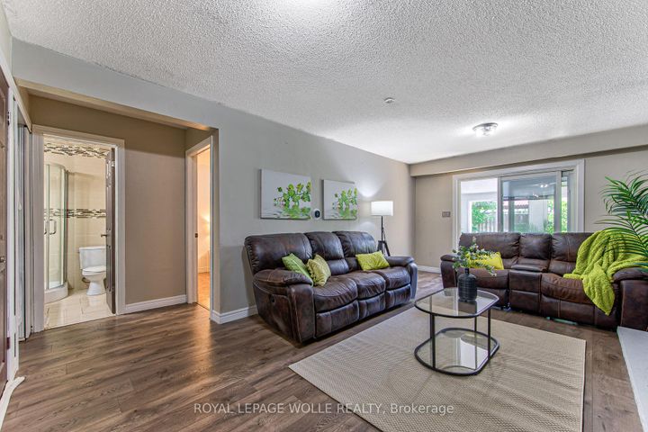 Photo 18 at 2560 Palisander Avenue, Cooksville, Mississauga