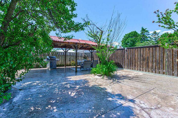 Photo 32 at 2560 Palisander Avenue, Cooksville, Mississauga