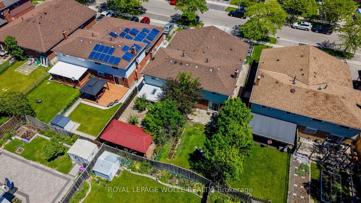 Photo 35 at 2560 Palisander Avenue, Cooksville, Mississauga