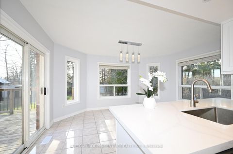 Photo 4 at 26 Warner Road, Holly, Barrie