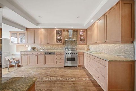 Photo 11 at 603/604 - 150 Heath Street W, Casa Loma, Toronto