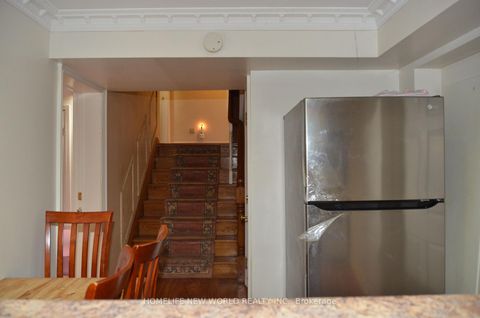 Photo 19 at 15 Brantley Crescent, York University Heights, Toronto