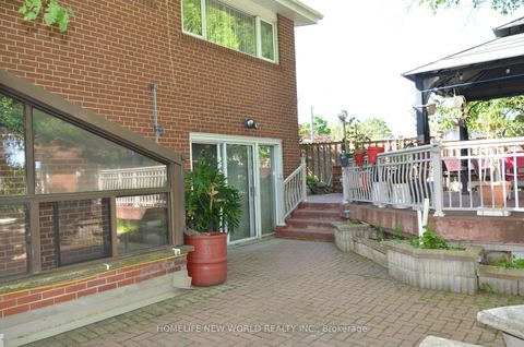 Photo 25 at 15 Brantley Crescent, York University Heights, Toronto