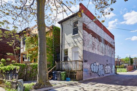 Photo 35 at 95 Wolseley Street, Chinatown, Toronto