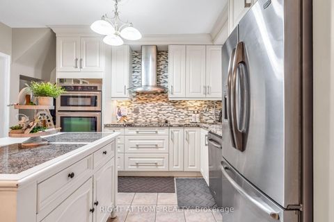 Photo 20 at 12 Porter Avenue, Smythe, Toronto