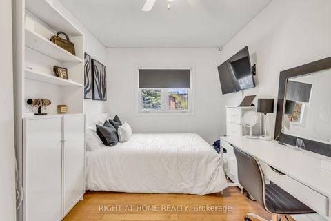 Photo 29 at 12 Porter Avenue, Smythe, Toronto