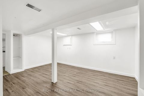 Photo 34 at 12 Porter Avenue, Smythe, Toronto