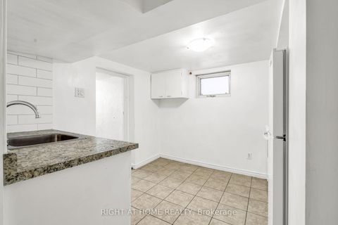 Photo 37 at 12 Porter Avenue, Smythe, Toronto