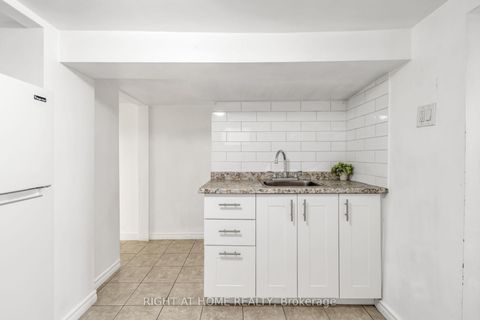 Photo 38 at 12 Porter Avenue, Smythe, Toronto